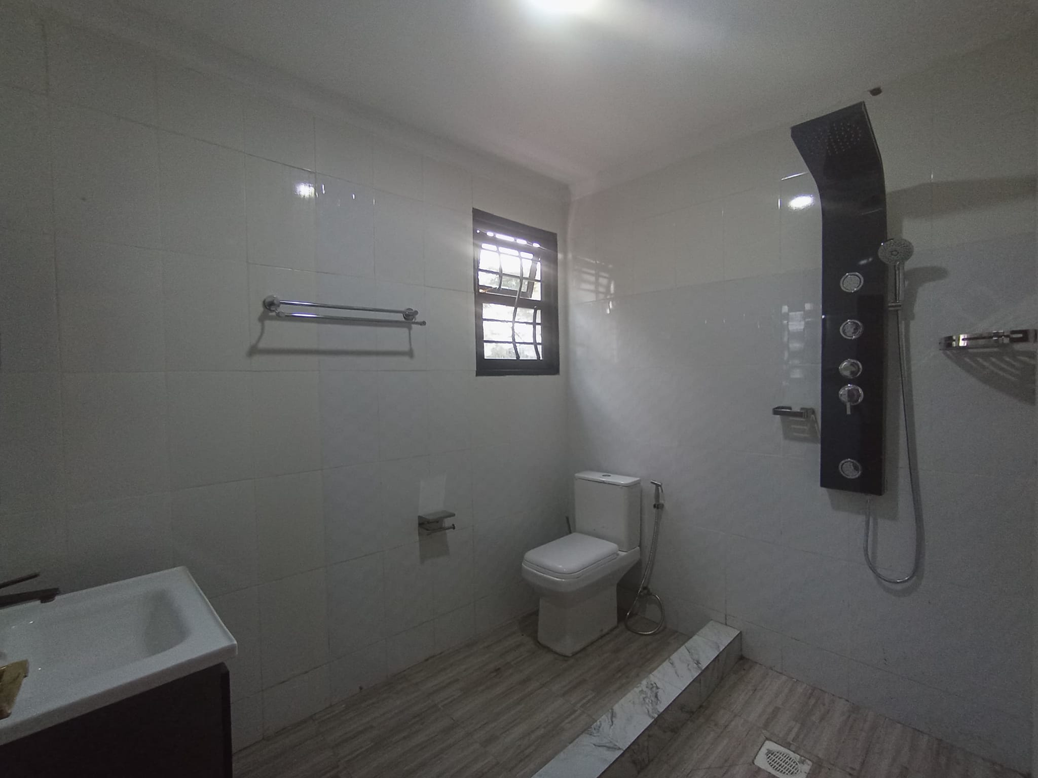 Precast Wall construction